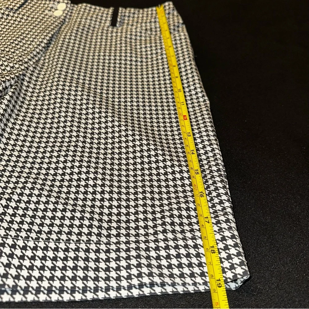 Nike Golf shorts‎ ladies size 6 black & white houndstooth check with pockets